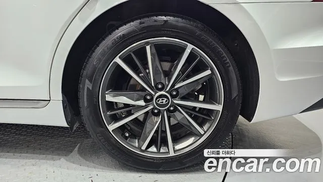 Hyundai Grandeur Grandeur (New) — Фото автомобиля 5
