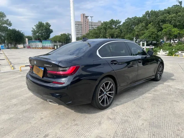 BMW 3 Series — Фото автомобиля 9