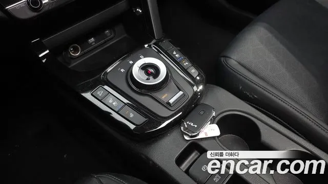Kia Seltos New — Фото автомобиля 9