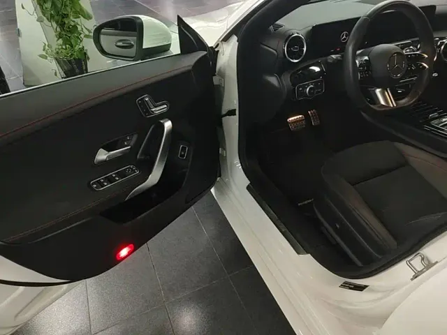 Mercedes-Benz CLA-Class — Фото автомобиля 15