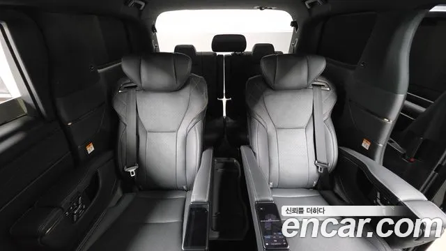 Toyota Alphard — Фото автомобиля 14