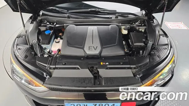 Kia EV6 — Фото автомобиля 9