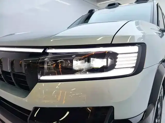 BYD FangChengBao Leopard 8 — Фото автомобиля 2