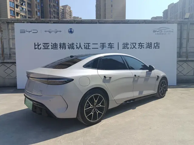 BYD Seal — Фото автомобиля 20