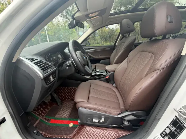 BMW X3 — Фото автомобиля 6