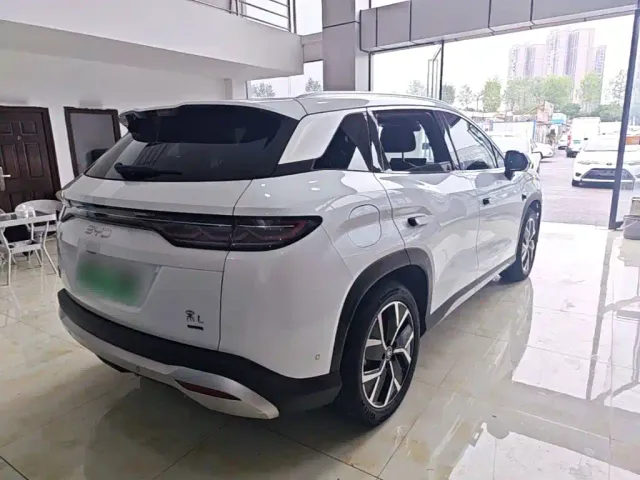 BYD Song L DM-i — Фото автомобиля 6