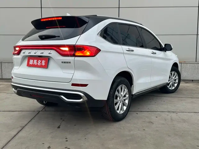 Haval M6 — Фото автомобиля 4