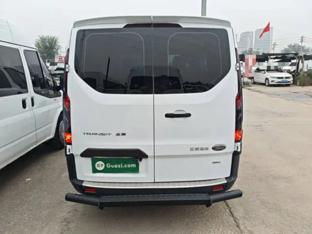 Ford Transit — Фото автомобиля 5