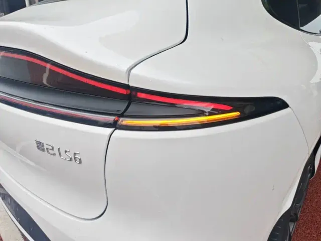 IM Motors LS6 — Фото автомобиля 7