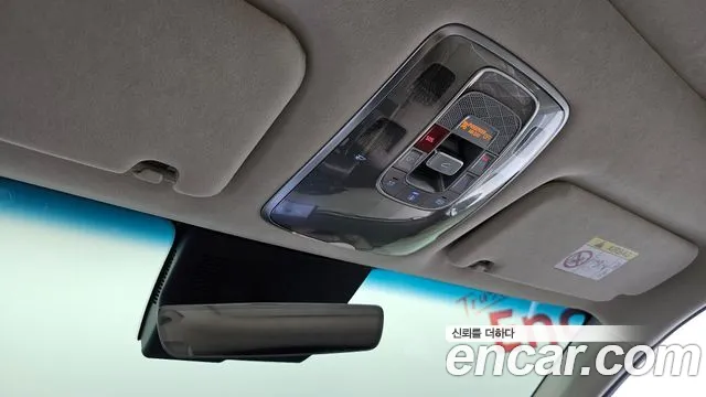 Genesis GV70 — Фото автомобиля 14