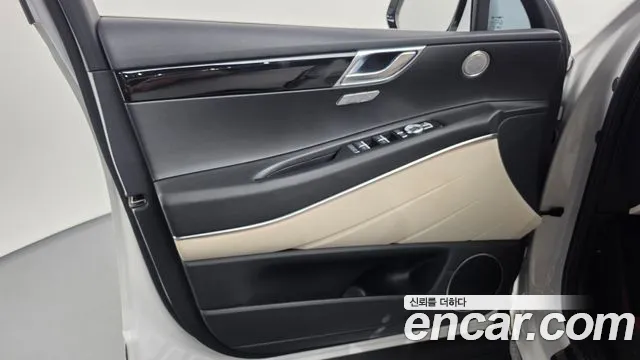Genesis GV80 — Фото автомобиля 13
