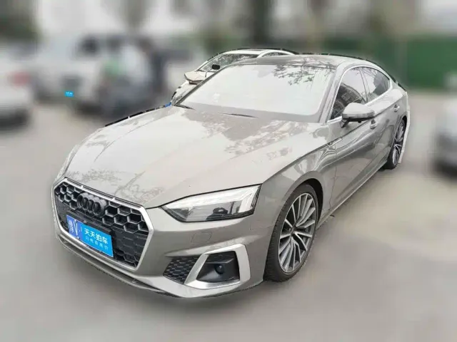 Фотография автомобиля — Audi A5