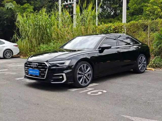 Фотография автомобиля — Audi A6L