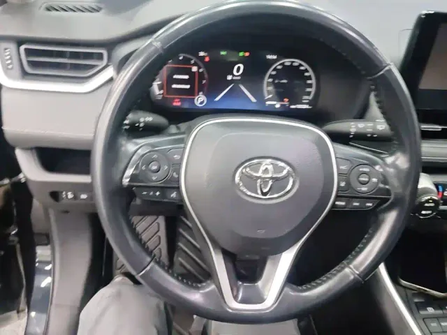 Toyota Wildlander — Фото автомобиля 10