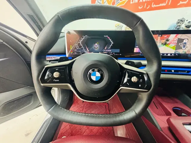 BMW 5 Series — Фото автомобиля 15