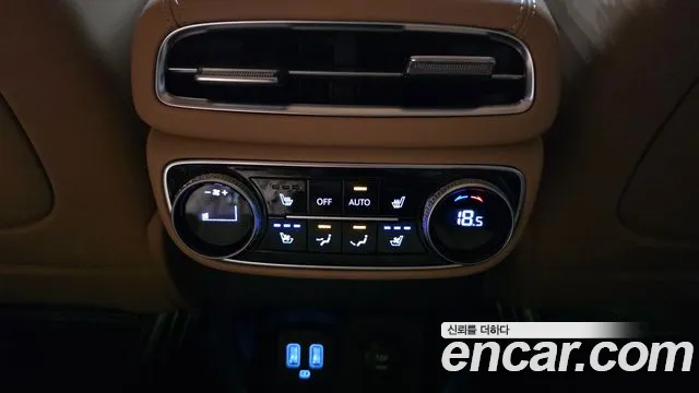 Genesis GV80 — Фото автомобиля 24