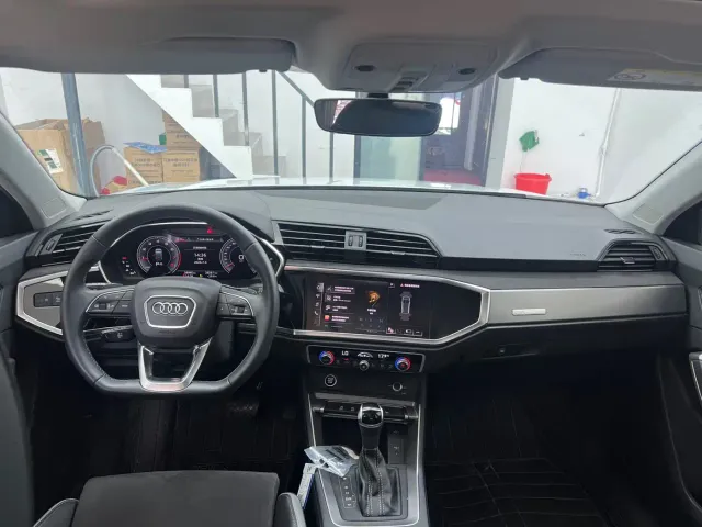 Audi Q3 — Фото автомобиля 18
