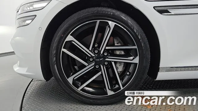 Genesis G80 RG3 — Фото автомобиля 5