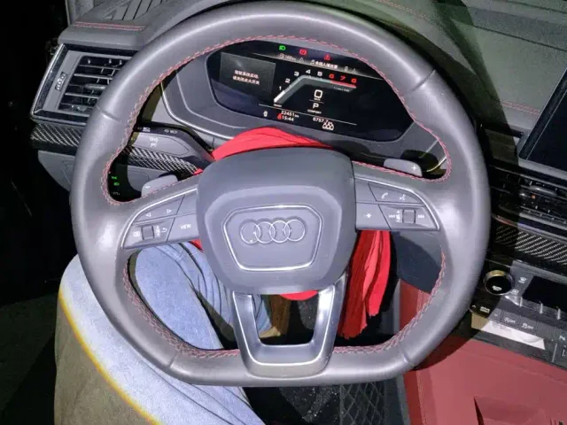 Audi Q5L — Фото автомобиля 15