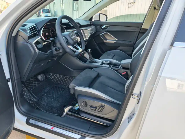 Audi Q3 — Фото автомобиля 6