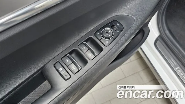 Hyundai Grandeur New — Фото автомобиля 27