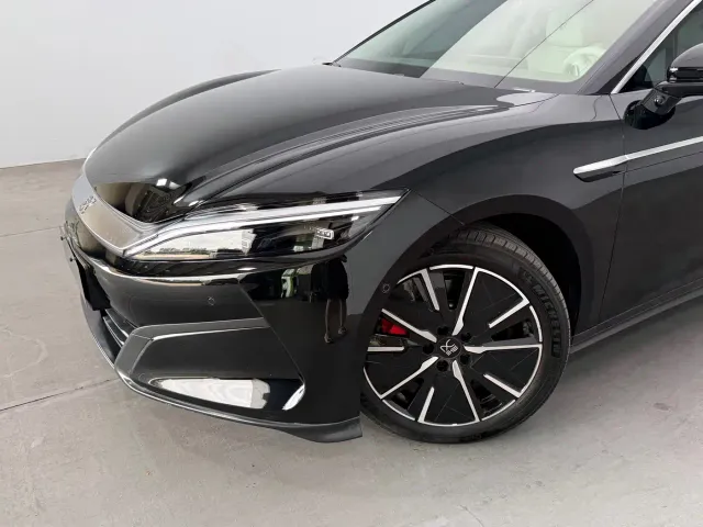 BYD Han L — Фото автомобиля 11