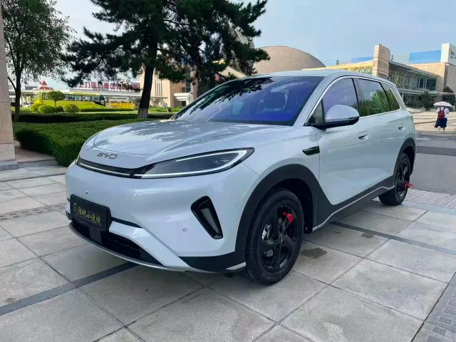 BYD Seal 05 DM-i — Фото автомобиля 3