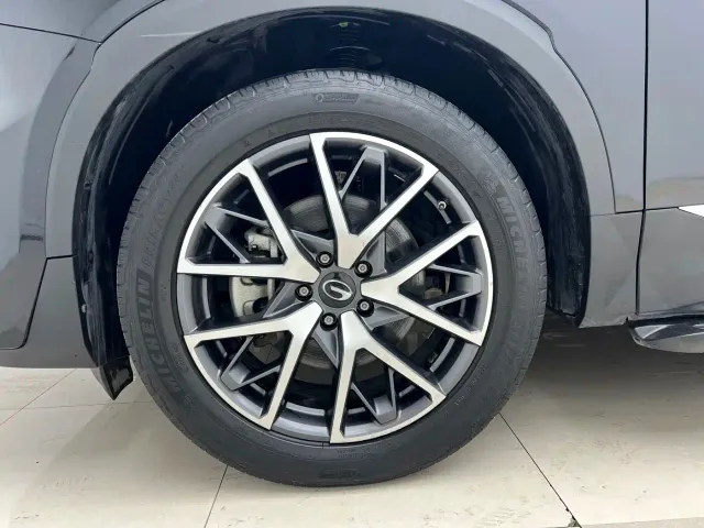 GAC Trumpchi GS8 — Фото автомобиля 17