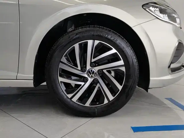 Volkswagen Lavida — Фото автомобиля 6