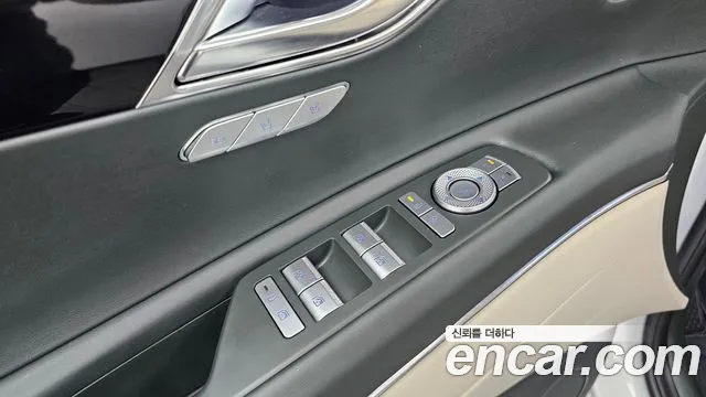 Genesis GV80 — Фото автомобиля 30