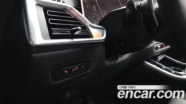 BMW X5 xDrive 40i M Sport — Фото автомобиля 24