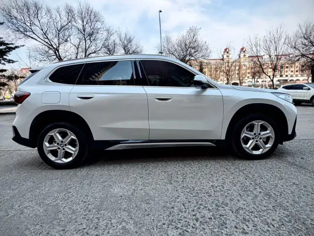 BMW X1 — Фото автомобиля 7