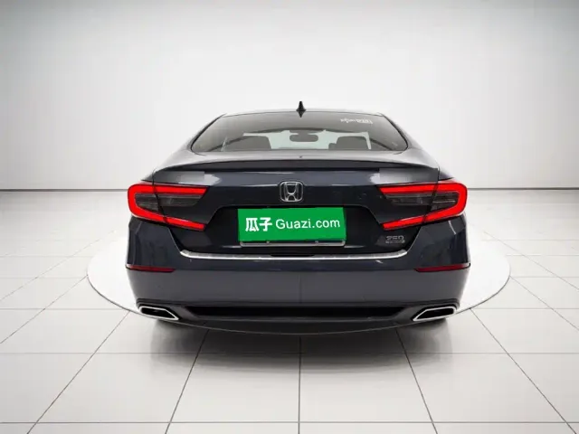 Honda Accord — Фото автомобиля 5