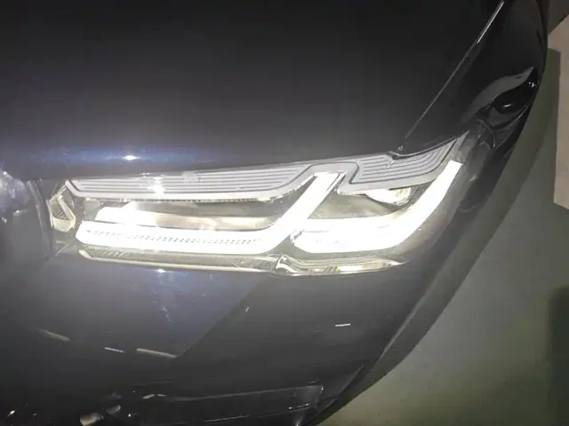 BMW 5 Series — Фото автомобиля 5