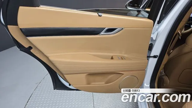 Genesis G80 RG3 — Фото автомобиля 25