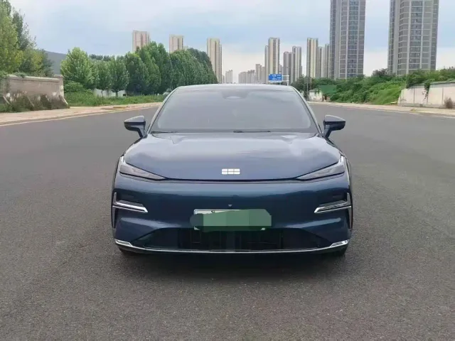 Geely Galaxy Xingyao 8 — Фото автомобиля 2
