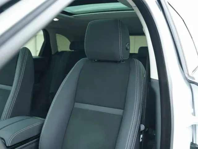 Land Rover Range Rover Velar — Фото автомобиля 12