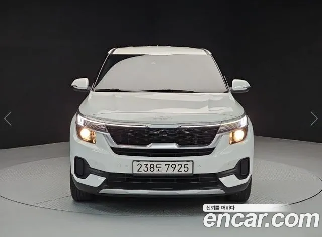 Kia Seltos Seltos Бензин 1.6 турбо 2WD — Фото автомобиля 2