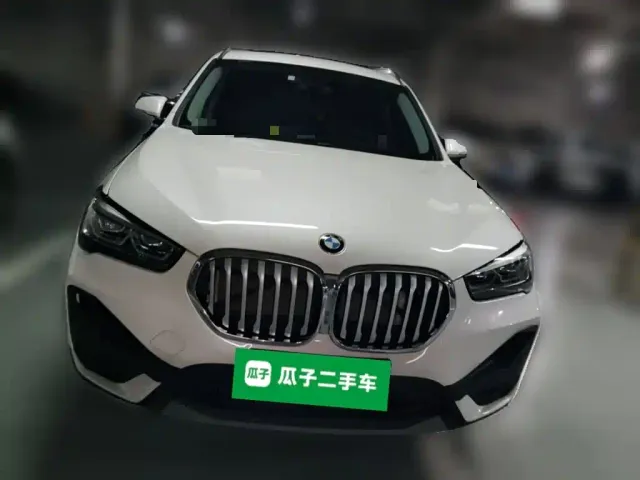 BMW X1 — Фото автомобиля 2