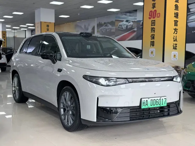 Leapmotor C10 — Фото автомобиля 3
