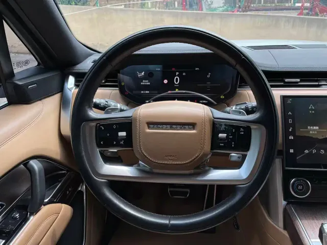 Land Rover Range Rover — Фото автомобиля 11