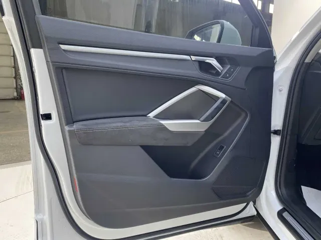 Audi Q3 — Фото автомобиля 17