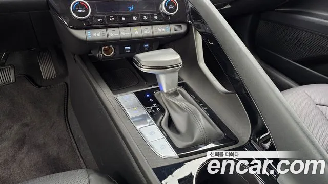Hyundai Avante — Фото автомобиля 12