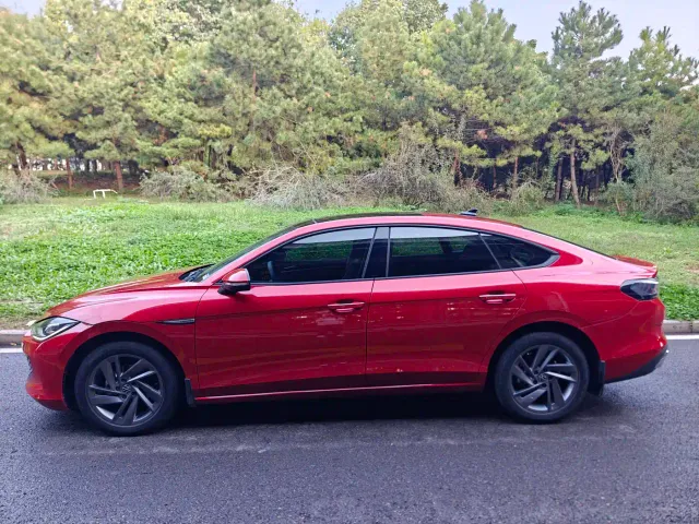 Volkswagen Lamando — Фото автомобиля 5