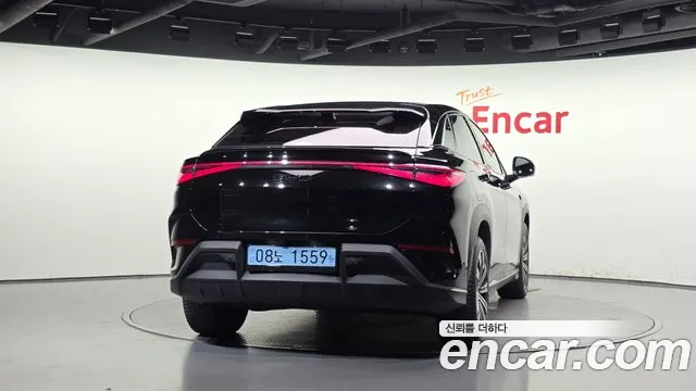 BYD Sealion 7 — Фото автомобиля 4