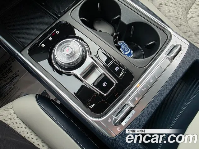 Kia Canival — Фото автомобиля 20