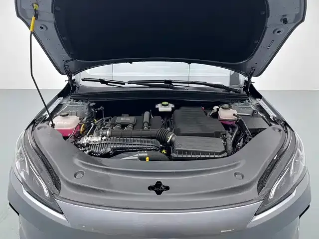 BYD Seal 05 DM-i — Фото автомобиля 9