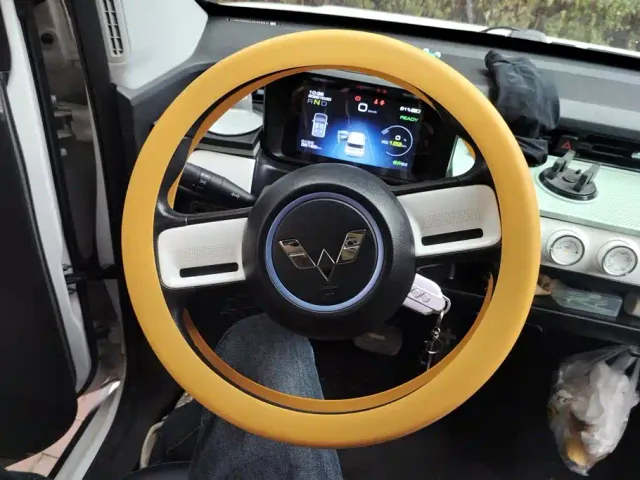 Wuling Hongguang Mini EV — Фото автомобиля 15