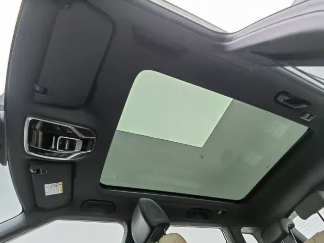 Geely ICON — Фото автомобиля 14