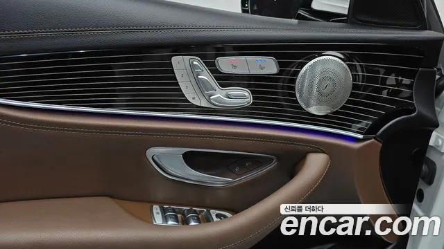 Mercedes-Benz E-Class W213 — Фото автомобиля 30
